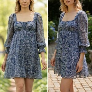 BCBG BABYDOLL FLORAL DRESS,MINI LENGTH, SIZE 6. BALLOON SLEEVES, SQUARE NECKLINE